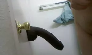 एक डिल्डो रै साथै गु ...