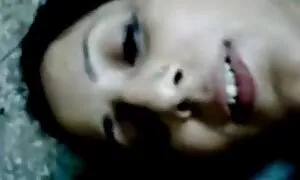 आपरी छोरी मां रै साथ ...